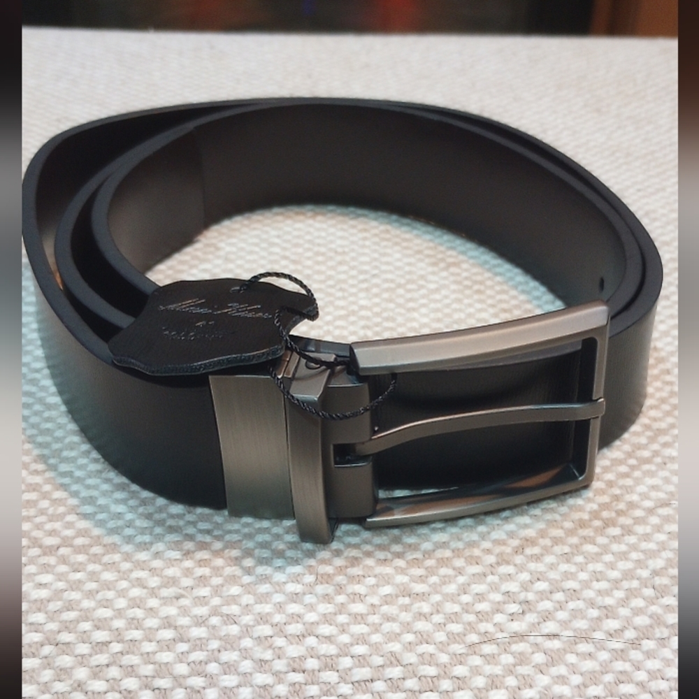 NWT Maikun Reversible Black And Brown Belt